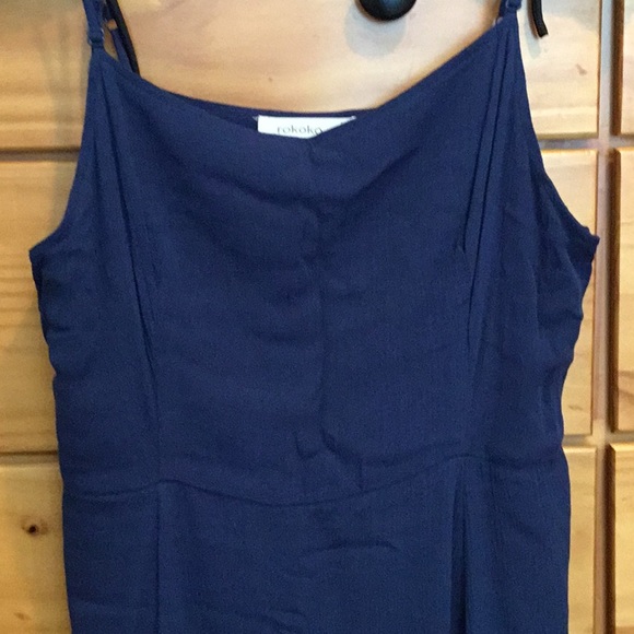 Navy blue maxi dress. New with out tags, never worn. - Picture 3 of 4